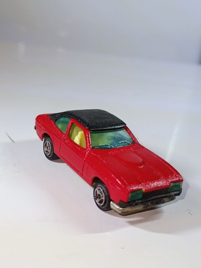 FORD CAPRI 1/64 MAJORETTE