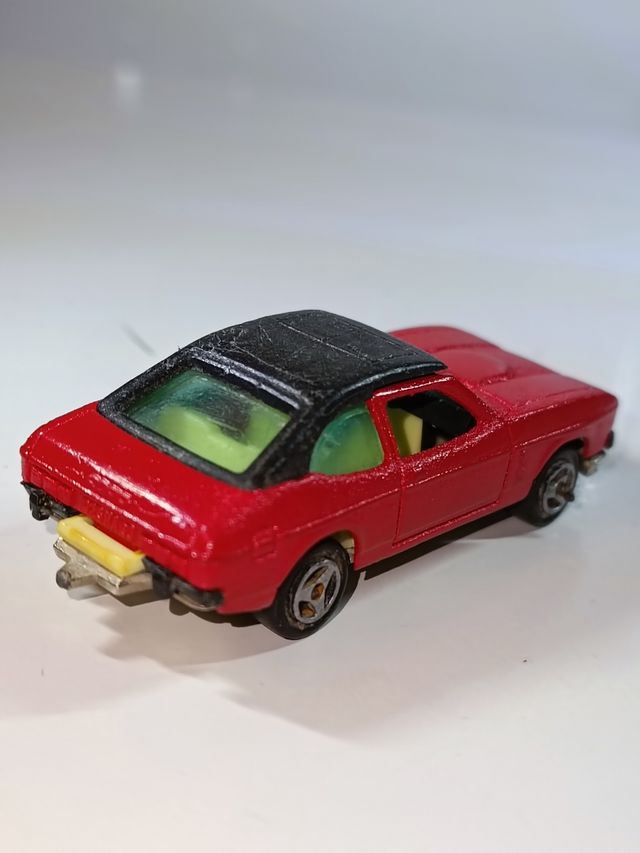 FORD CAPRI 1/64 MAJORETTE