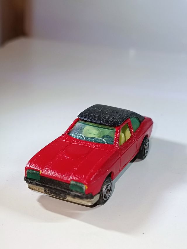 FORD CAPRI 1/64 MAJORETTE