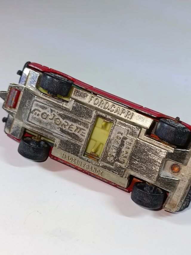 FORD CAPRI 1/64 MAJORETTE
