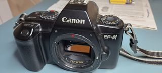 Canon EF-M 35-80mm: Cámara película