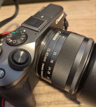 Canon EOS M6 mirrorless + Objetivo 15-45mm