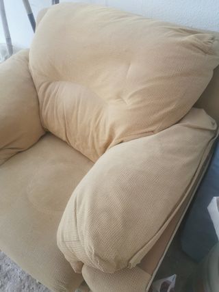 Sillón beige cómodo (tengo 2)