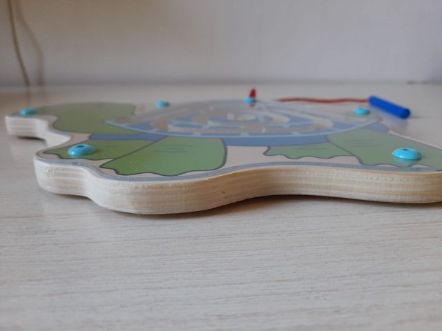 Gioco tartaruga con biglie e penna magnetica