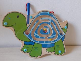 Gioco tartaruga con biglie e penna magnetica