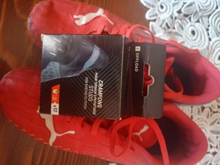 Zapatillas Puma niño - rojas y azules