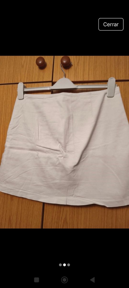 Mini falda beige Zara