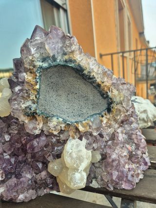 Geoda Amatista y Cuarzo