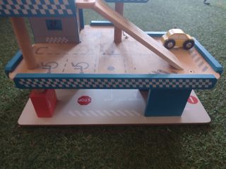 Garaje 3 plantas madera niños