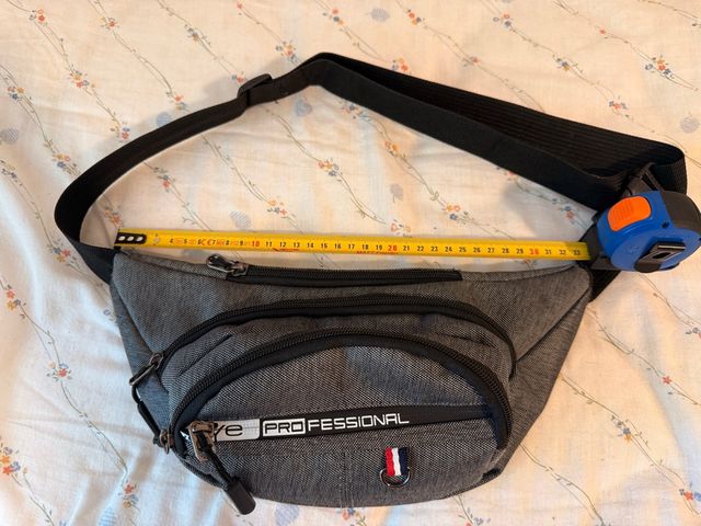 Riñonera deportiva gris 4 bolsillos