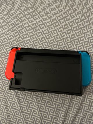 Nintendo Switch - Azul y Rojo