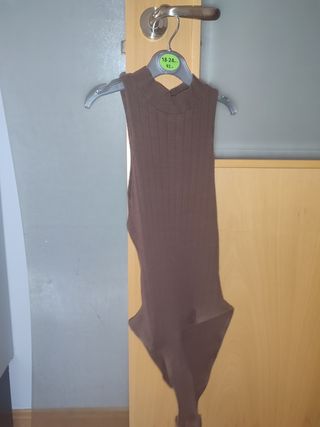 Body marrón talla S
