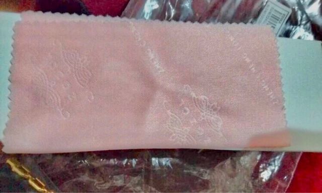 Gafas sol -Cadena dorada - Sin estrenar