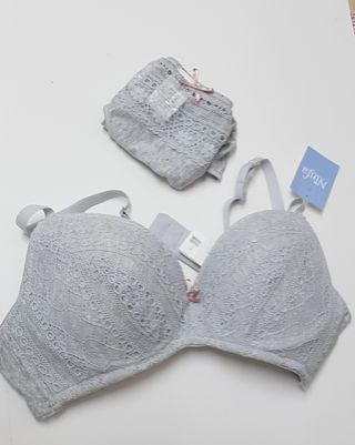 Conjunto lencería gris