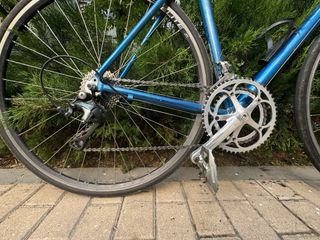 Bicicleta carretera clásica Veloce-Tiagra