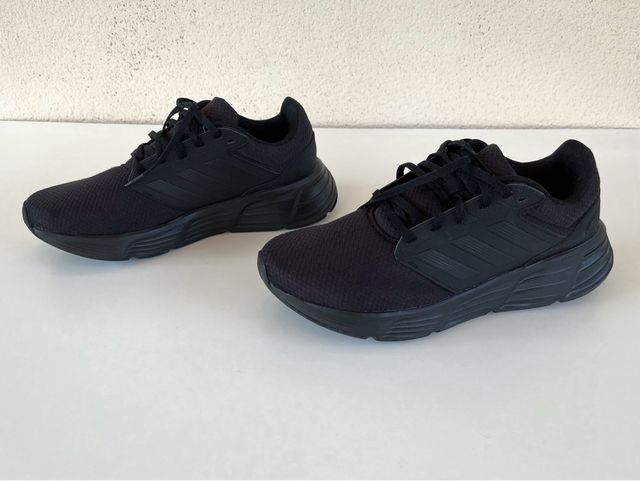 Deportivas Adidas negras talla 44