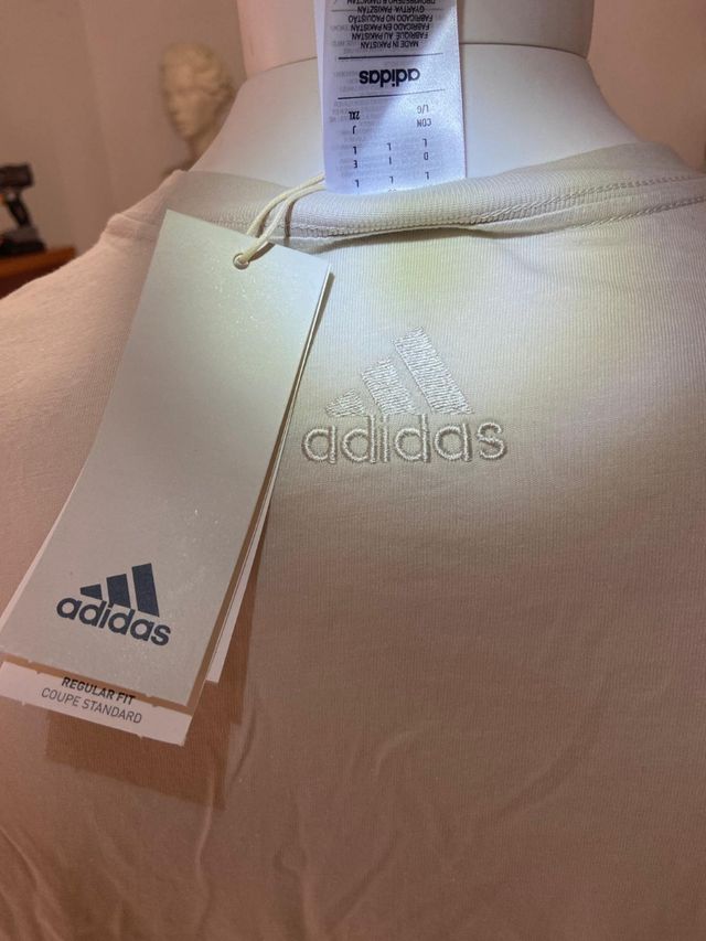 Camiseta Adidas Beige