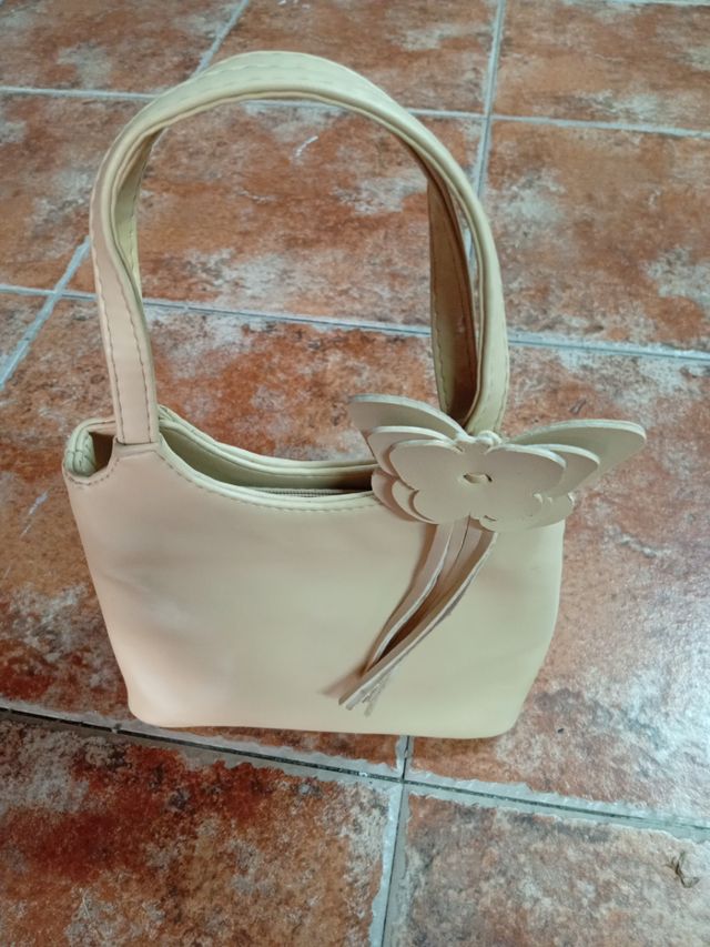 Bolso beige pequeño polipiel
