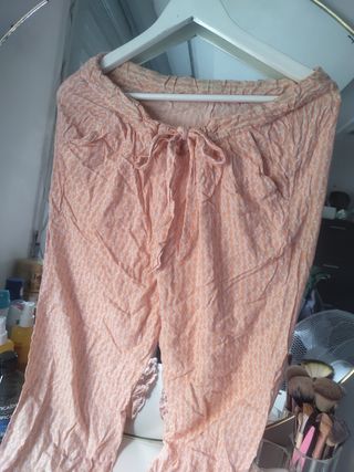 Pantalones anchos estampados
