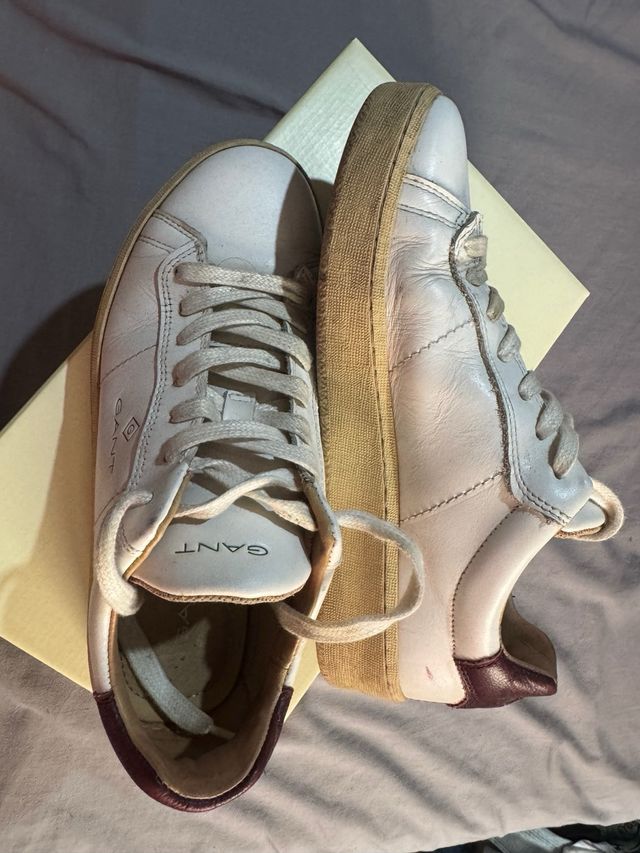 Zapatillas Gant blancas y marrones