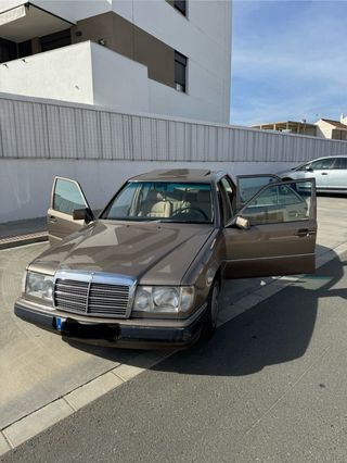 Mercedes-Benz 250D 1992