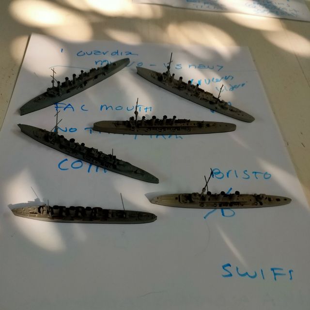 Barcos plomo crucero ligero Royal Navy Falmouth