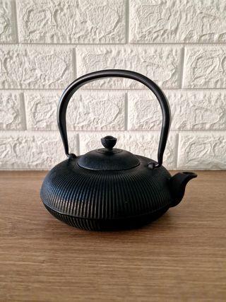 Teiera Giapponese autentica nera ghisa IDEA REGAL0