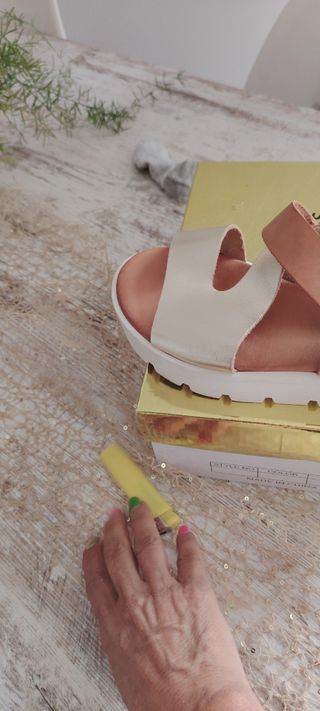 Sandalias plataforma beige-marrón