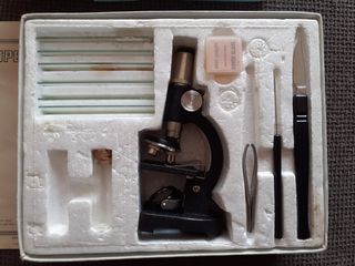 Microscopio Merit años 60