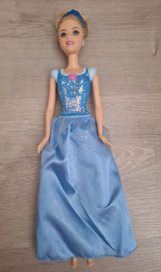 Lote 5 muñecas Princesas Disney