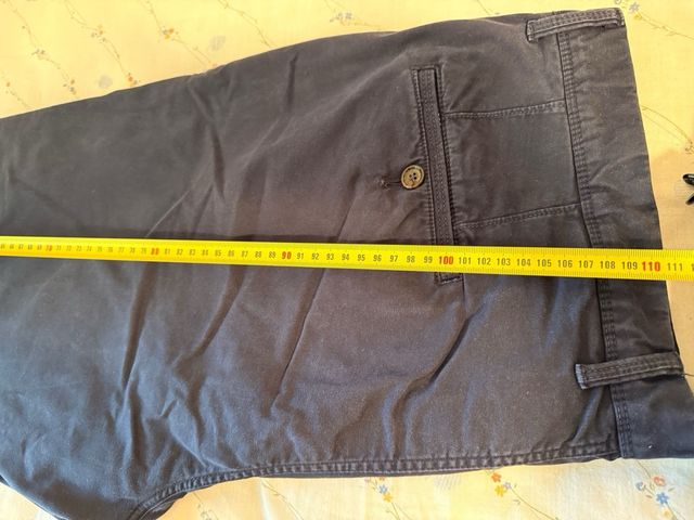 Pantalones chinos Cortefiel azul marino talla 50