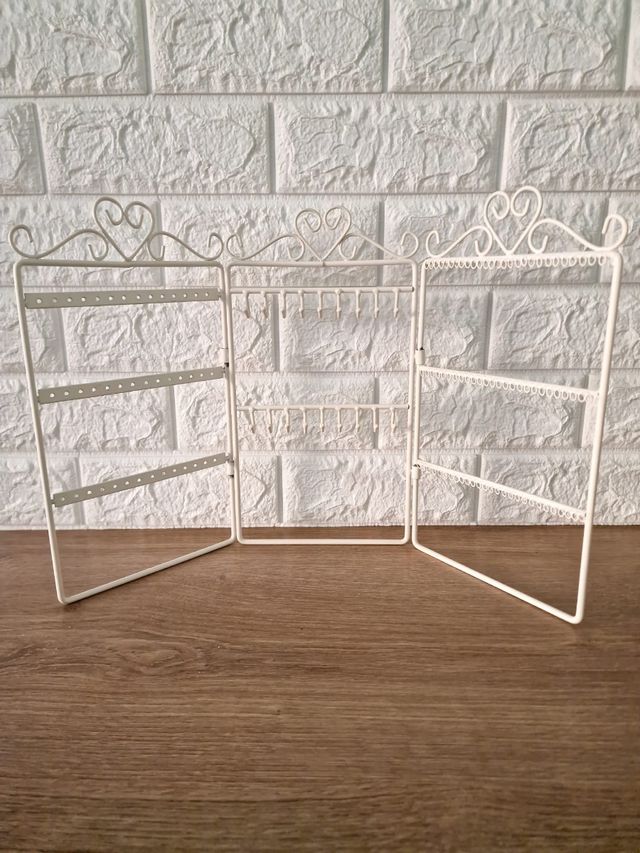 Portagioie orecchini anelli collane IDEA REGALO