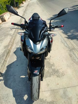 Kawasaki Z900 full