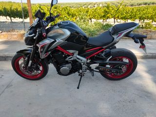 Kawasaki Z900 full