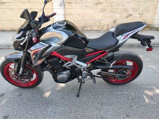 Kawasaki Z900 full