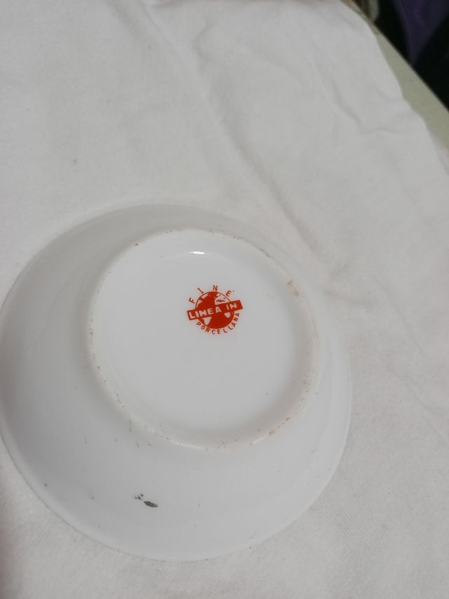 Piattino decorato Linea in porcellana