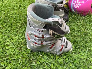 Botas Esquí Infantil - 4 pares
tallas
34
35
36
37