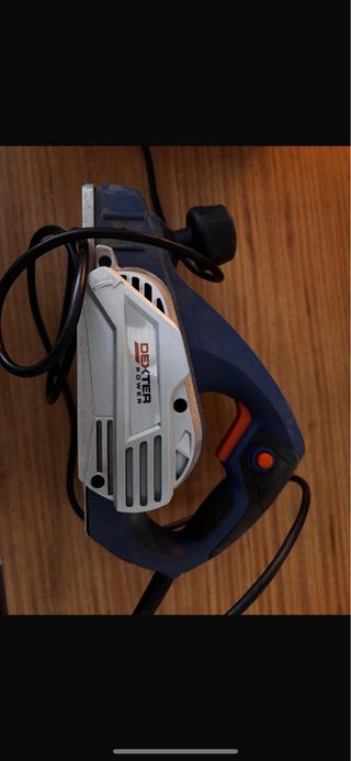 Cepillo eléctrico Dexter 610W