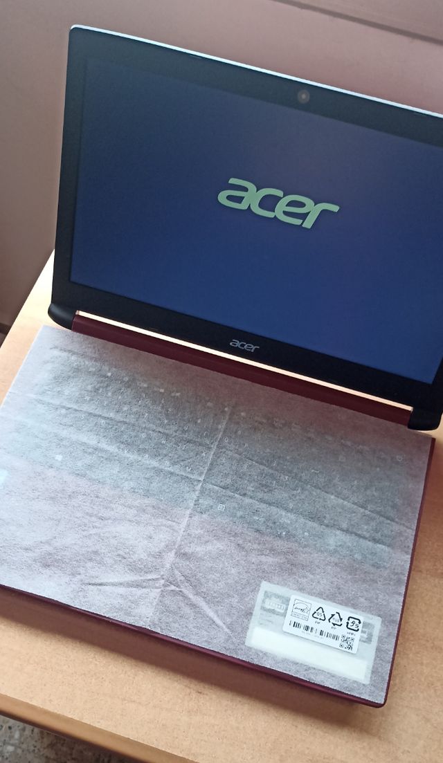 Portátil Acer Aspire A315-53 rojo