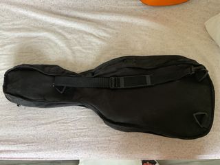 Guitarra clásica infantil hecha a mano