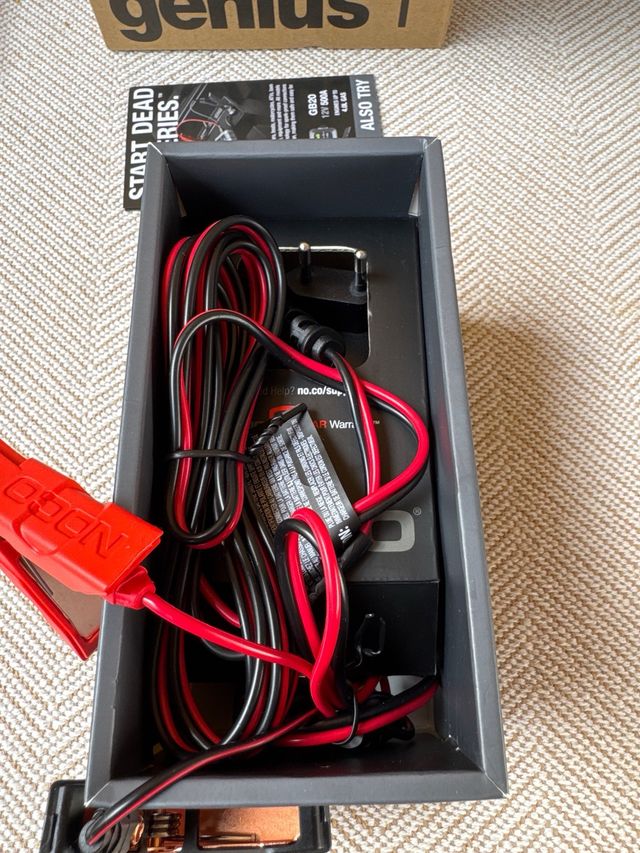 Cargador NOCO Genius1 6V-12V 1A