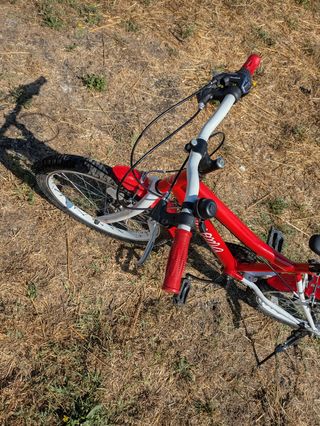 Bicicleta Moma bikes de 20" y 6 velocidades 