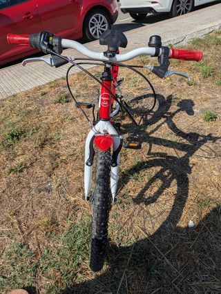 Bicicleta Moma bikes de 20" y 6 velocidades 