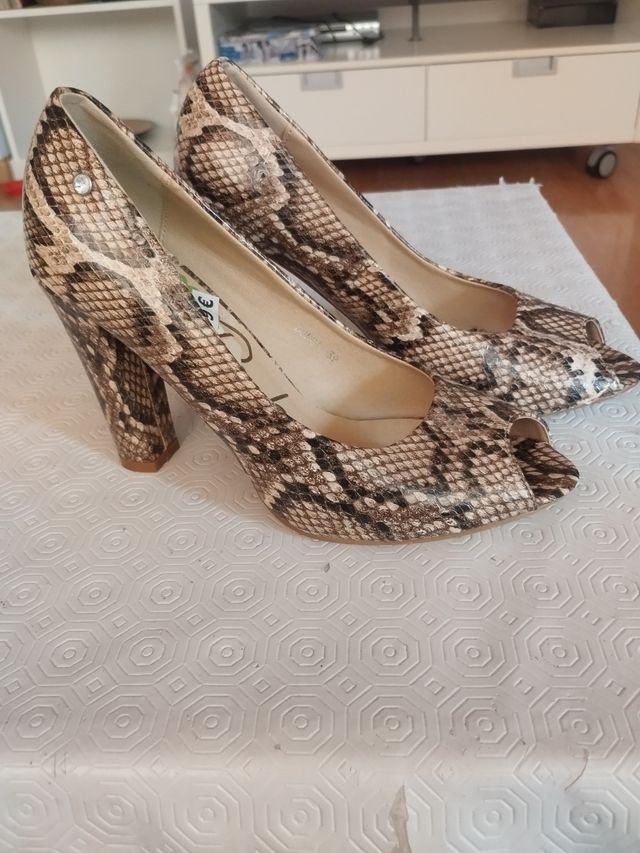 Zapatos Mia Rock serpiente