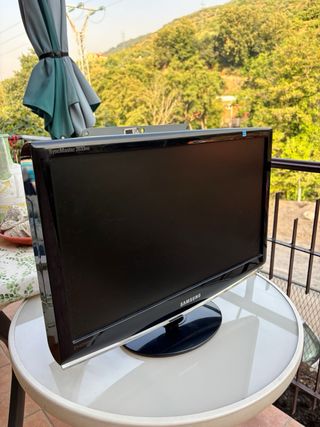 televisor Samsung SyncMaster 2033HD