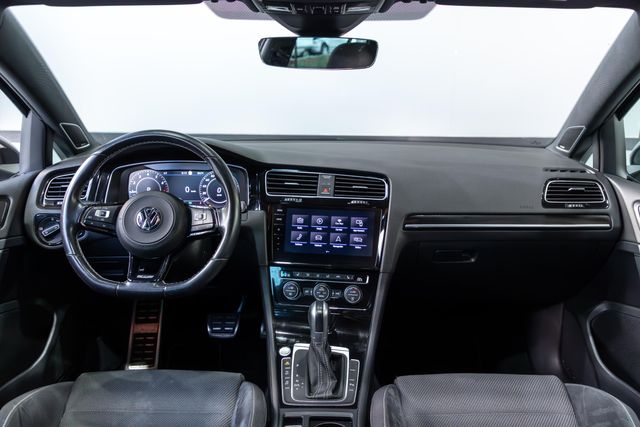 Volkswagen Golf R310CV (2018)