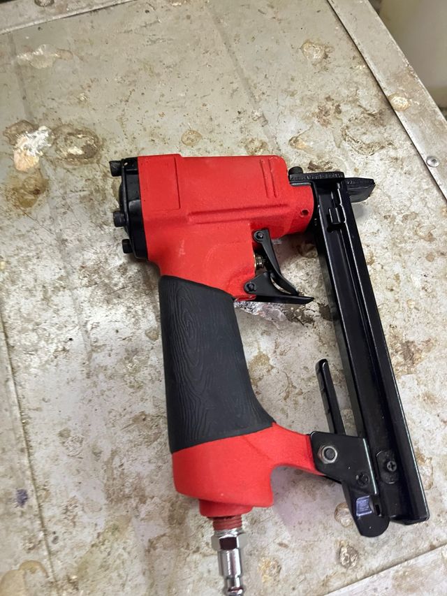 Grapadora eléctrica industrial