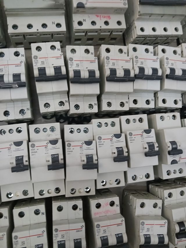 Interruptores automáticos Legrand