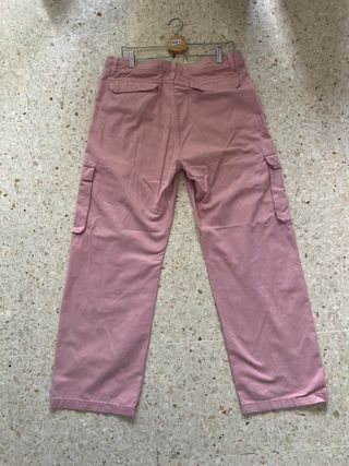 Pantalones cargo rosa anchos
