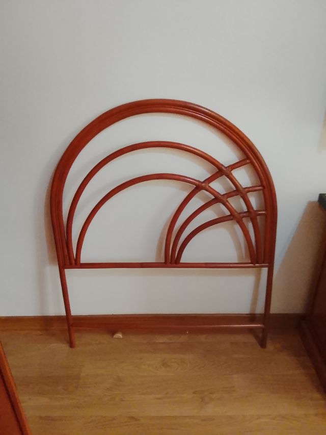 Cabecero mimbre marrón